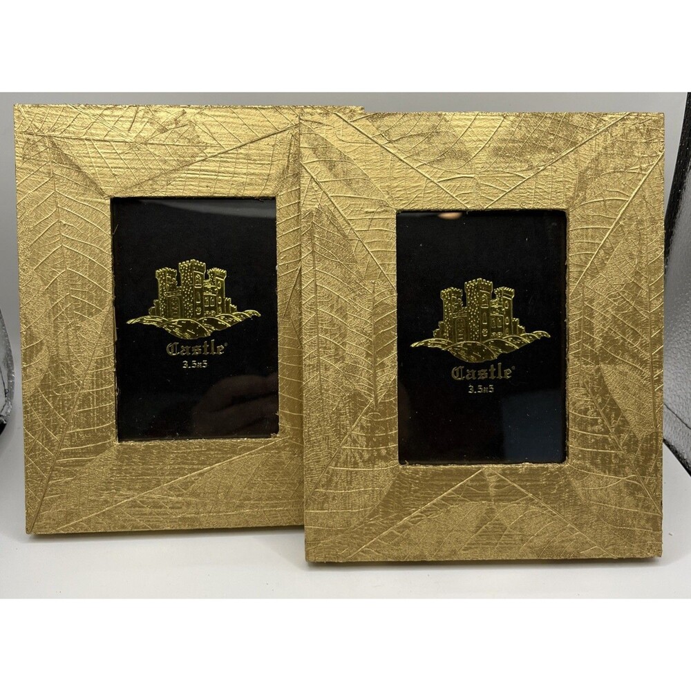 3.5 x 5 set of 2 Gold Tone Foliage press Leaf Freestanding/Hanging Photo Frames